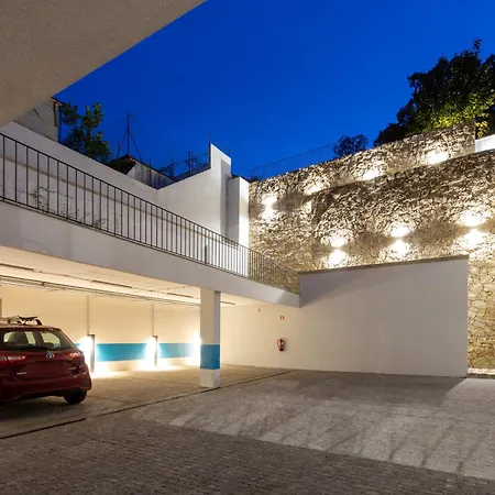 Cozy With Parking And Garden Apartmán